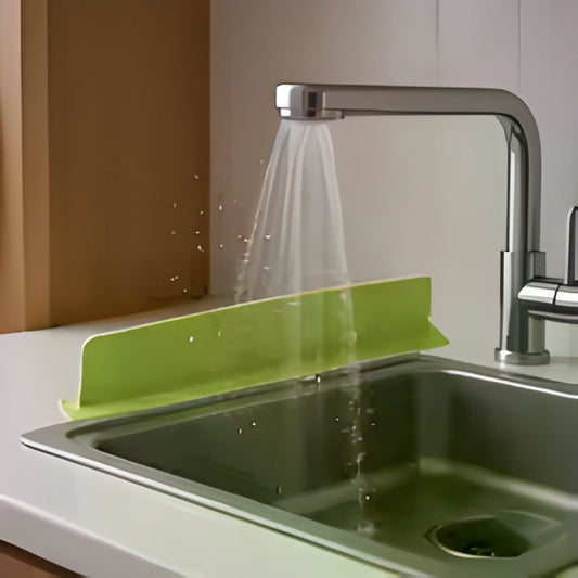 Silicone Sink Splash Guard – Waterproof Water Baffle with Strong Suction Cups