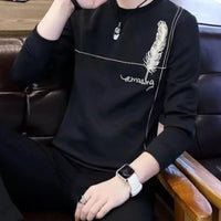 Men’s Stylish Black Printed Sweatshirt – Casual Slim Fit Long Sleeve Pullover with Feather Design